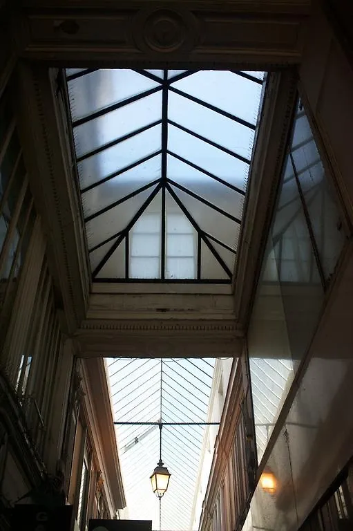 Marvellous Sunbathed 3br At The Heart Of Lägenhet Paris